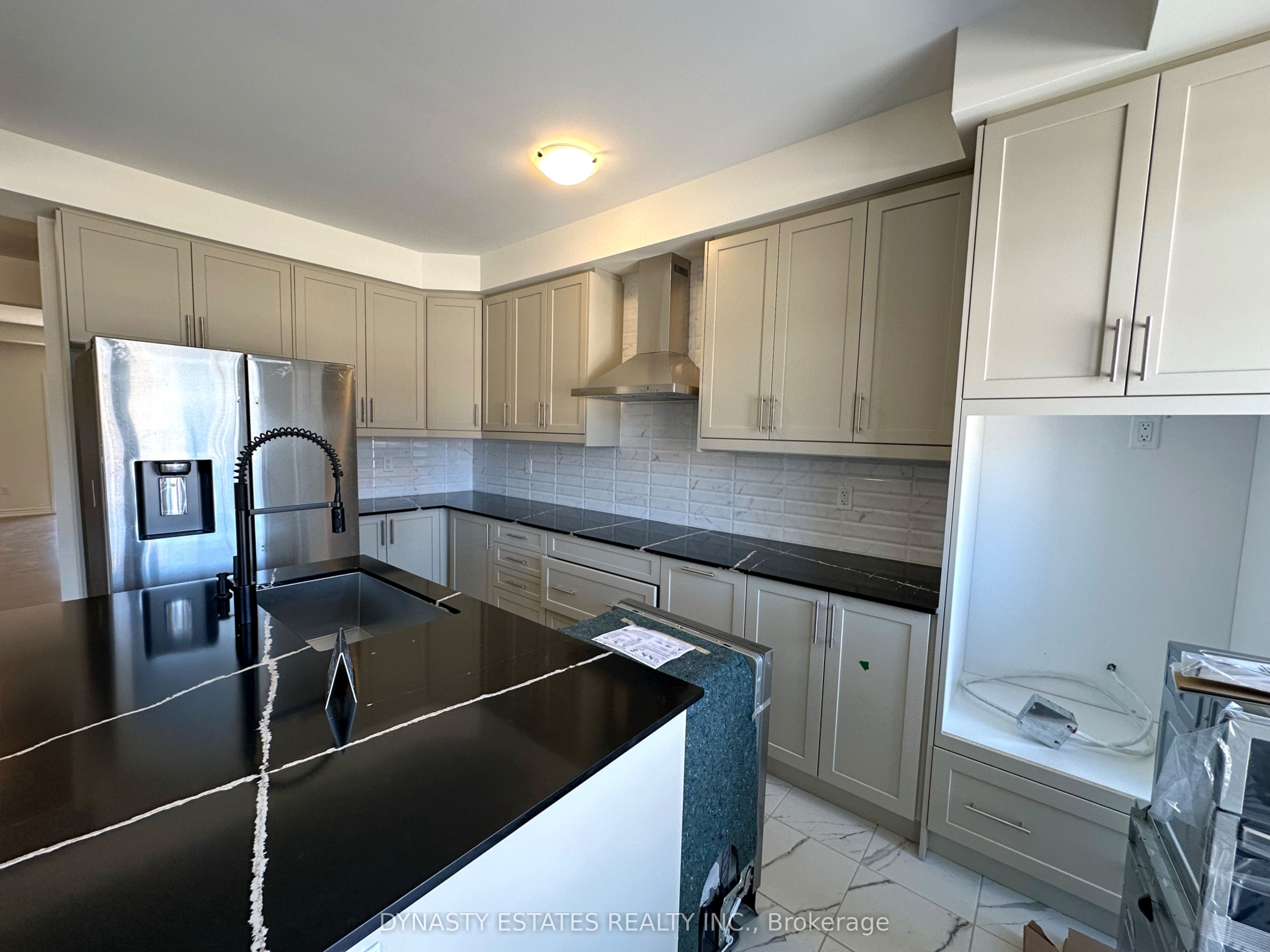 66 Coolhurst Avenue