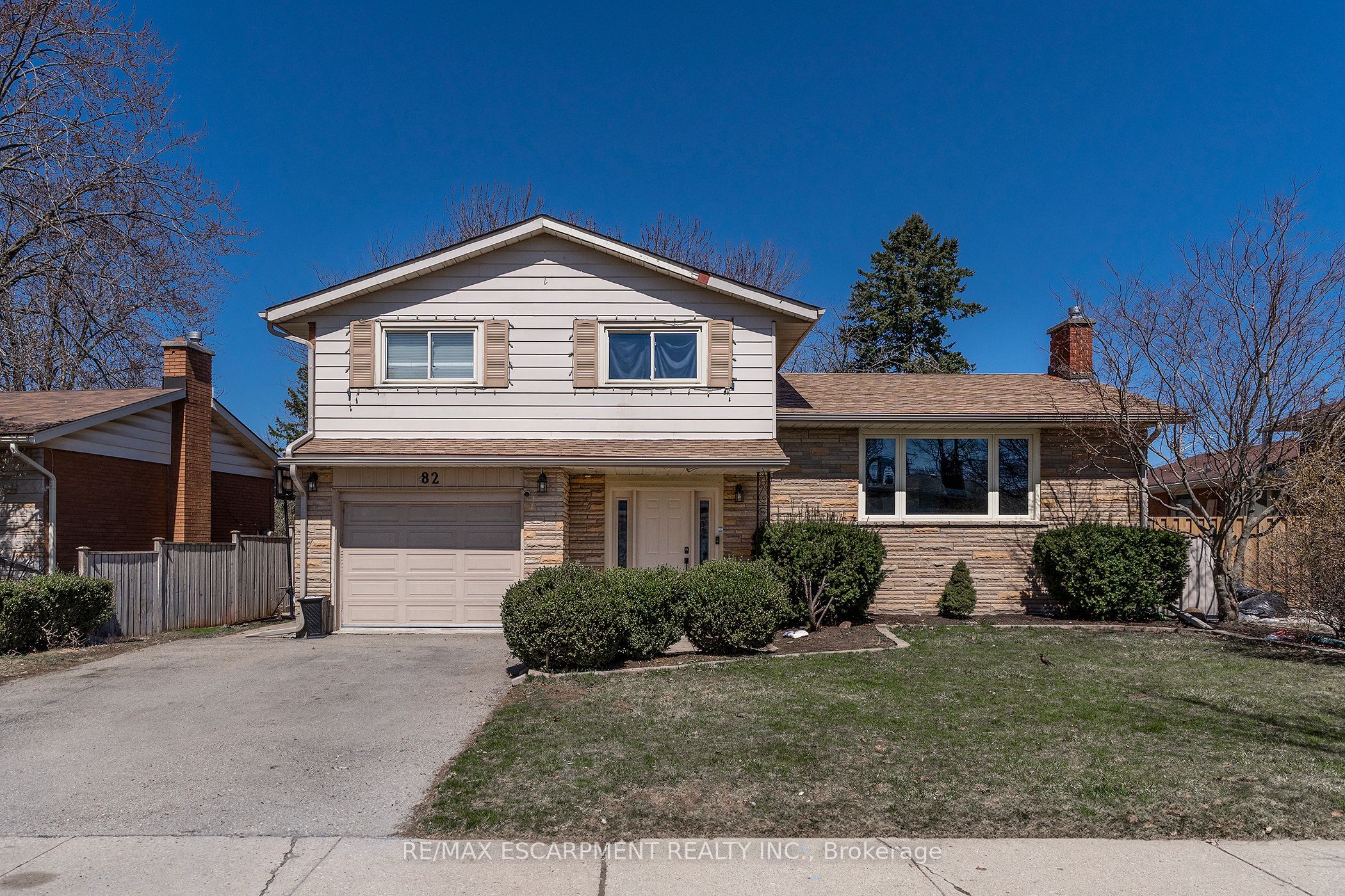 82 DREGER Avenue, Kitchener