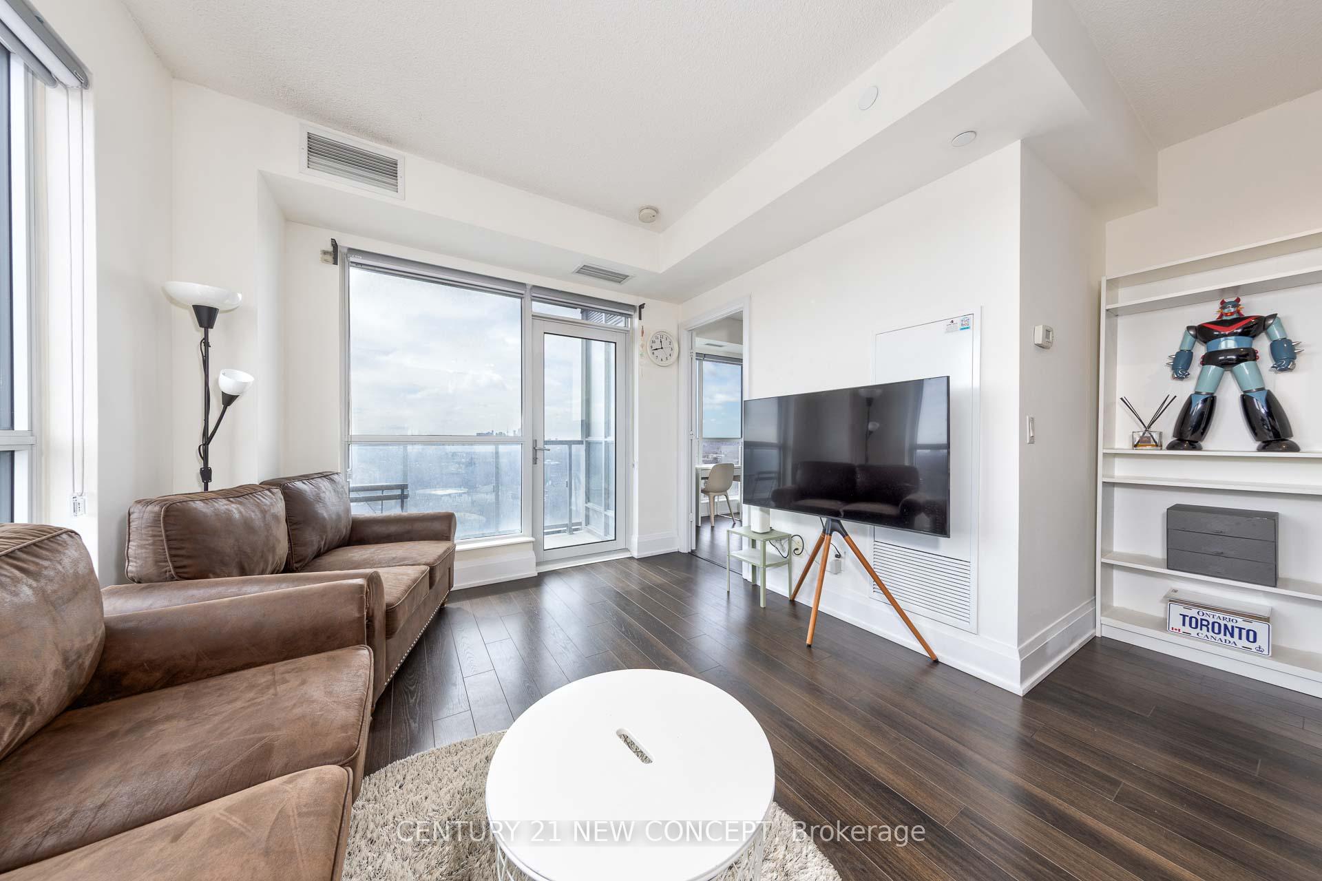2 Bedrooms Condo at 120 Harrison Gardens, Toronto For sale