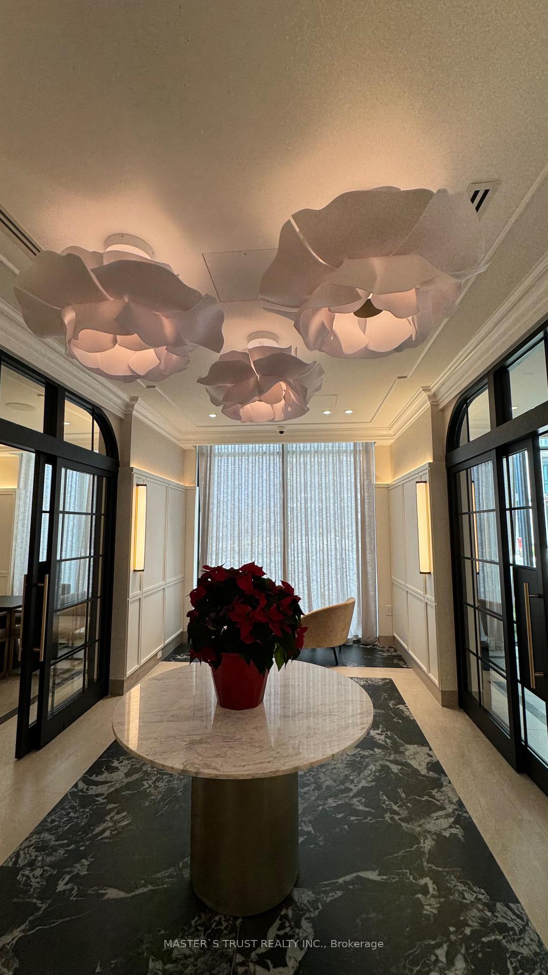 2 Bedrooms Condo at 30 IN ON THE PARK, Toronto For sale
