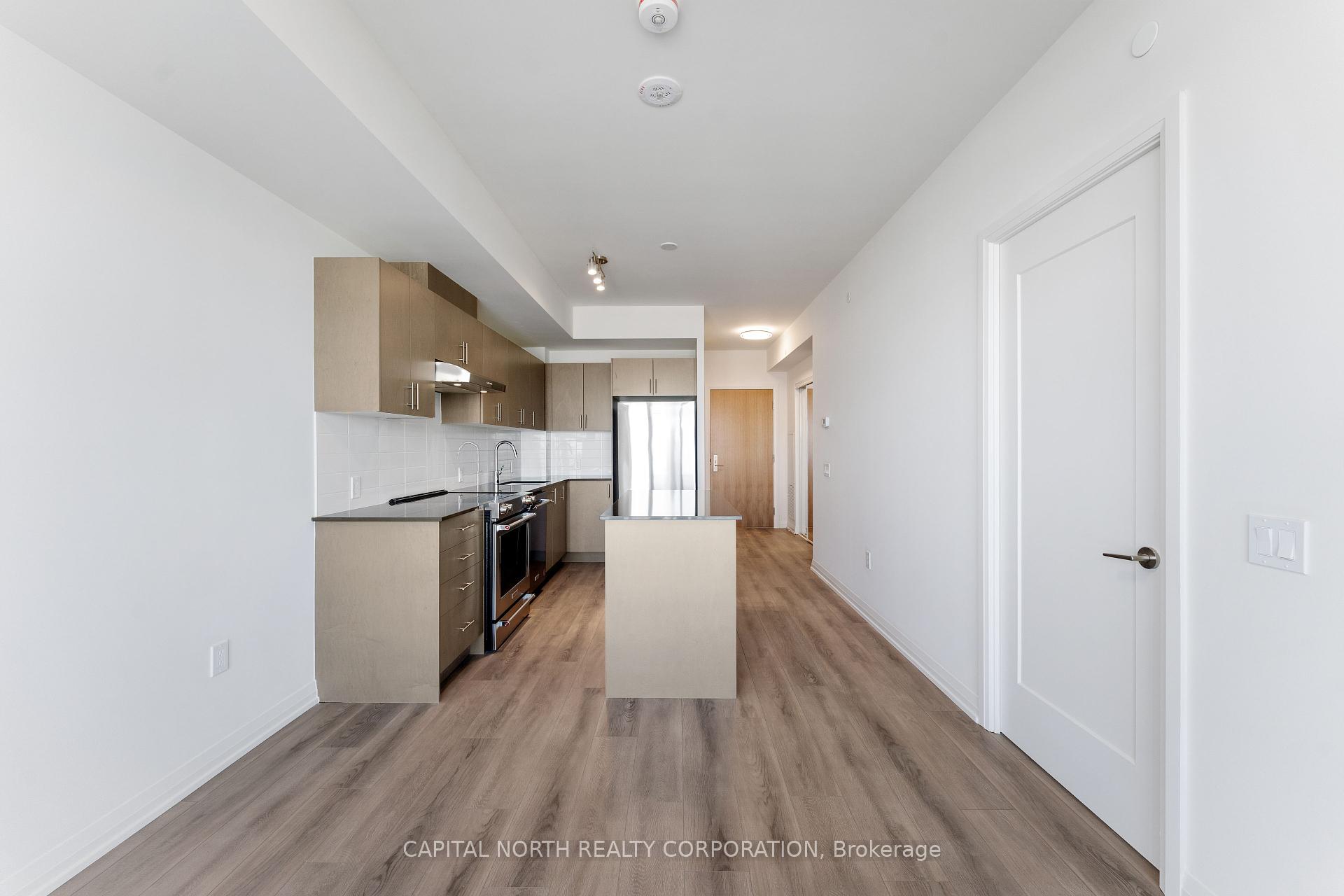 2 Bedrooms Condo at 8960 Jane,  Vaughan For sale