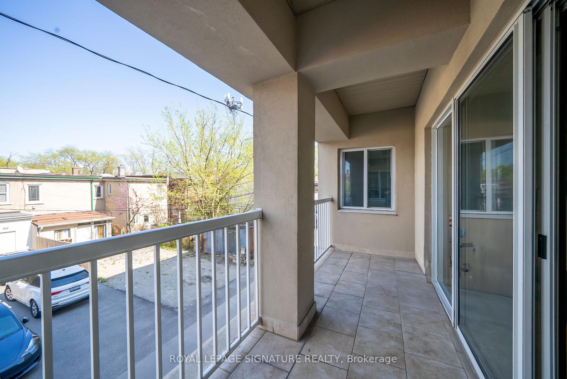 2 Bedrooms Condo at 473 Dupont, Toronto For sale