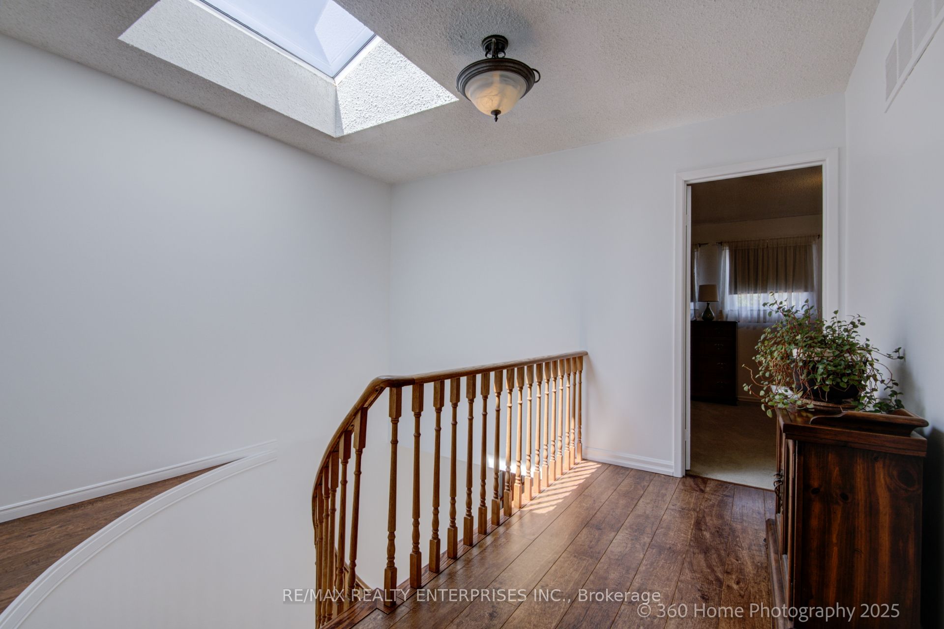 4425 Sawmill Valley Drive
