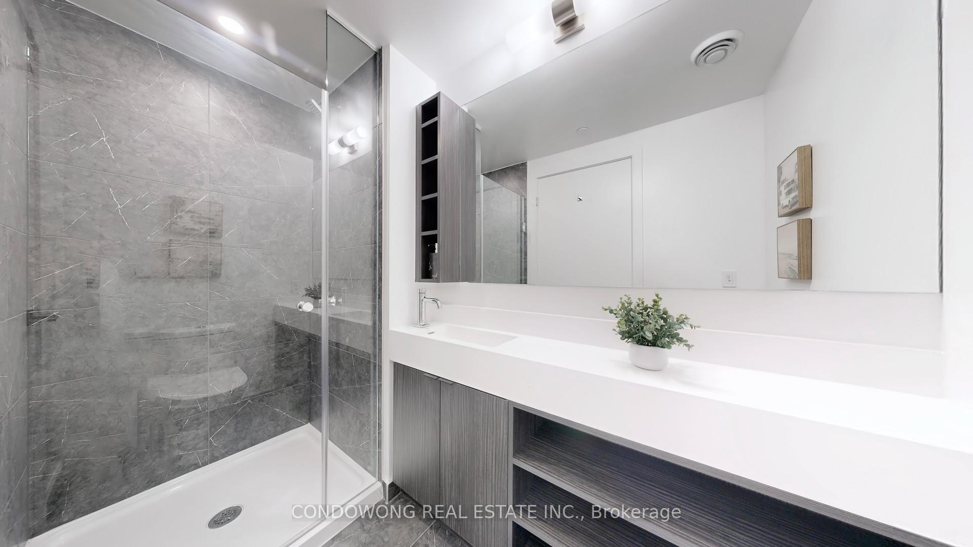 2 Bedrooms Condo at 252 Church,  Toronto For sale