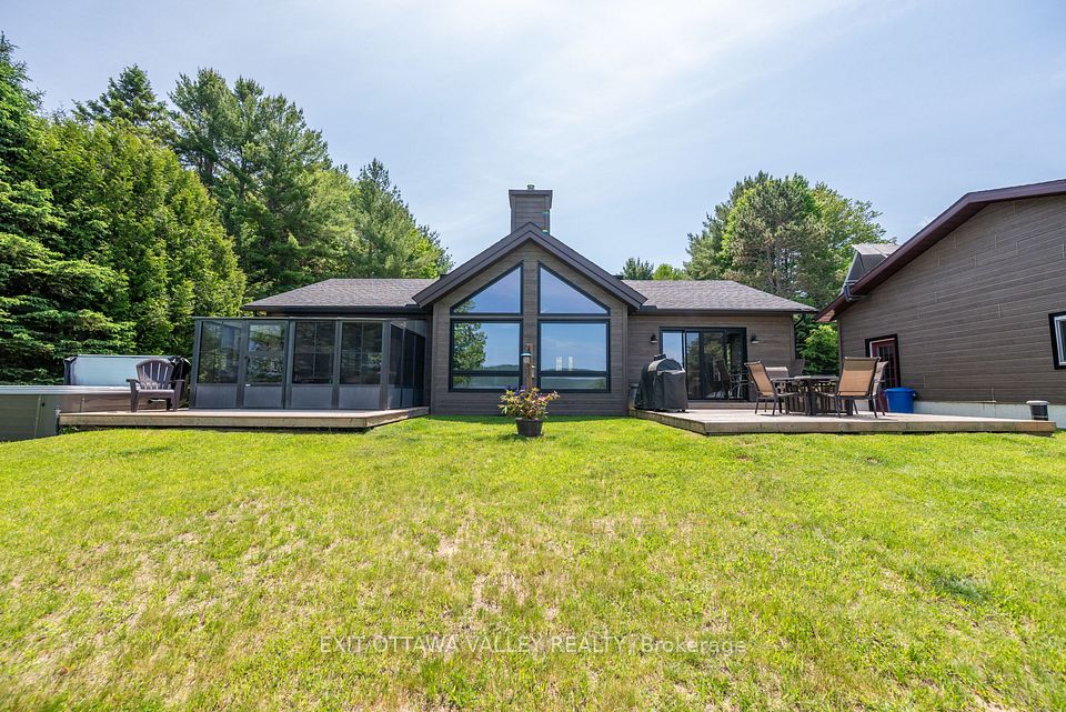 507 Edgewater