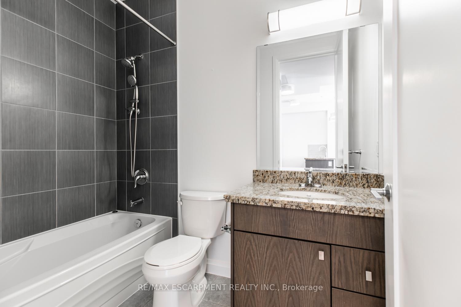 1 Bedroom Condo at 112 King, Hamilton For sale
