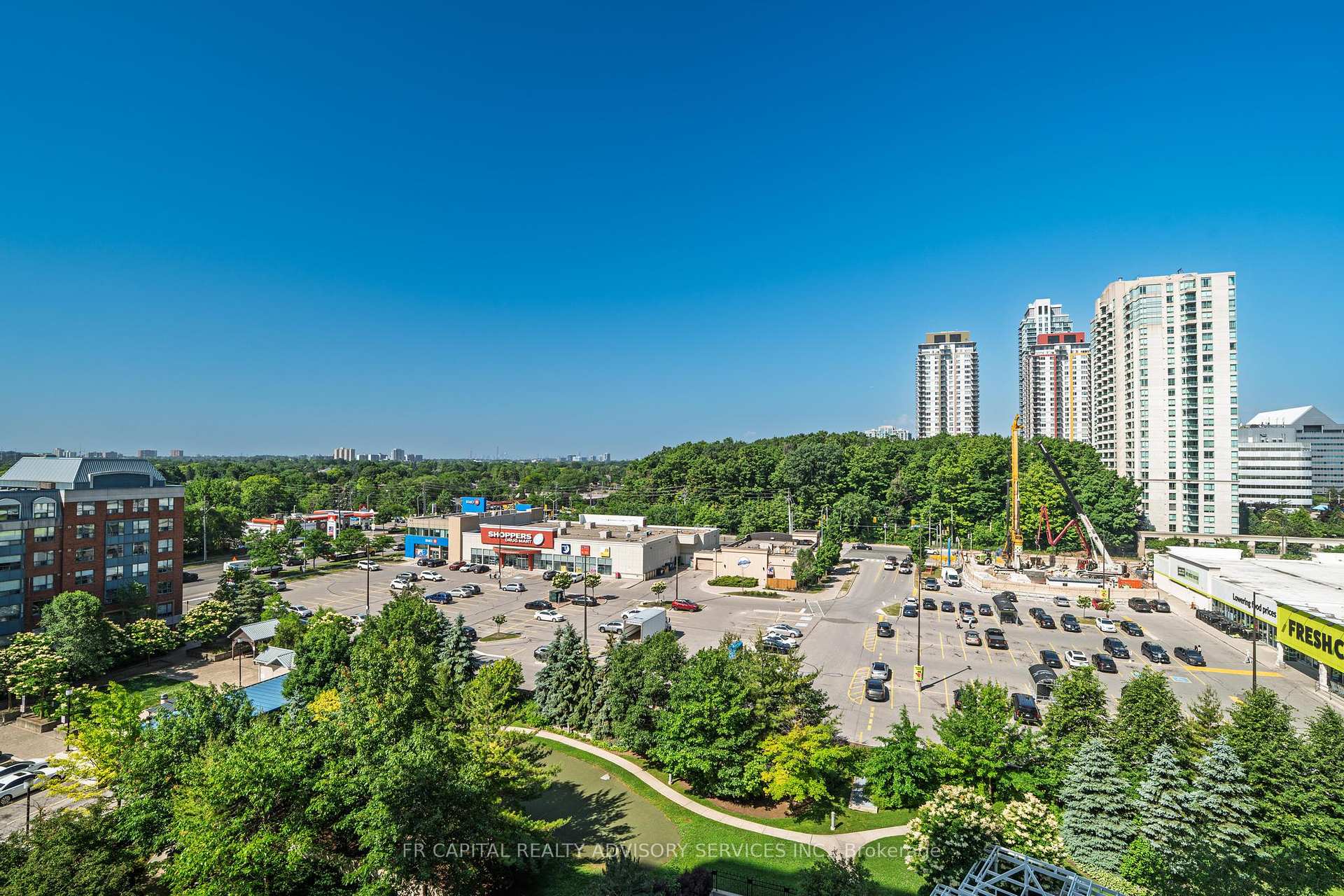 2 Bedrooms Condo at 68 Grangeway, Toronto For sale