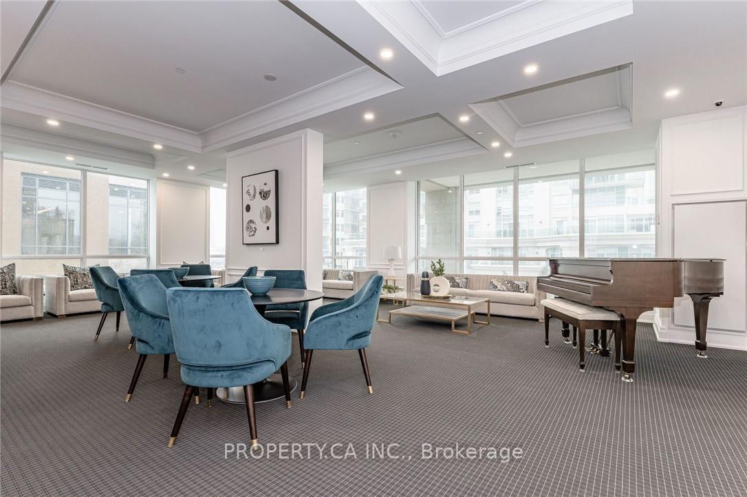 3 Bedrooms Condo at 2060 Lakeshore, Burlington For sale