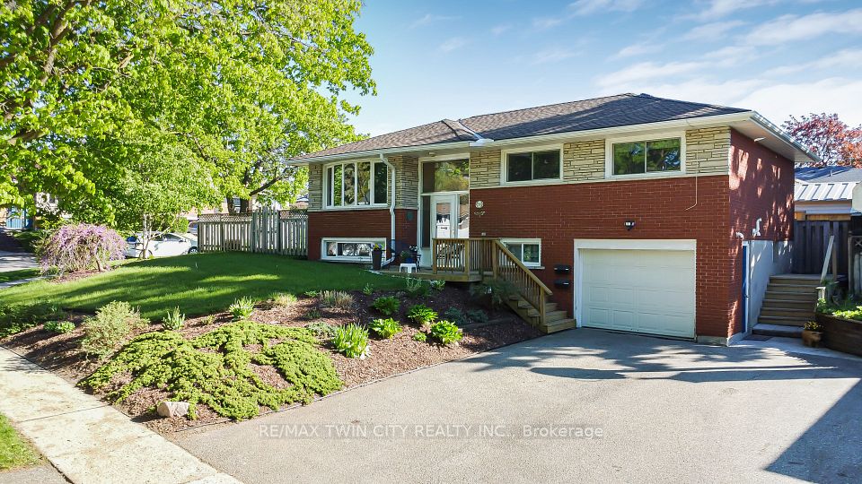 36 Nicklin Crescent, Guelph, ON N1H 5E9