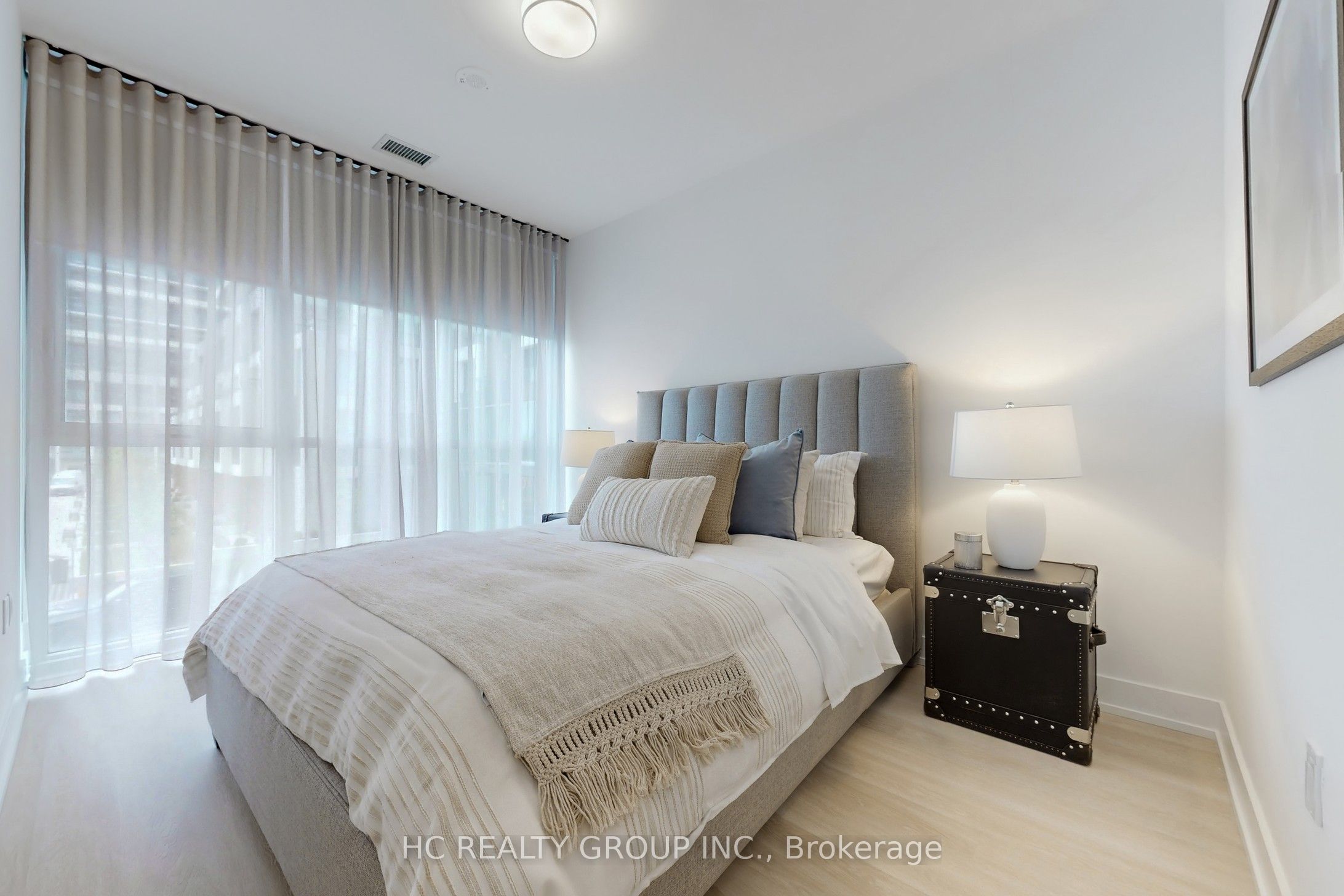 30 Inn On The Park Drive, #222