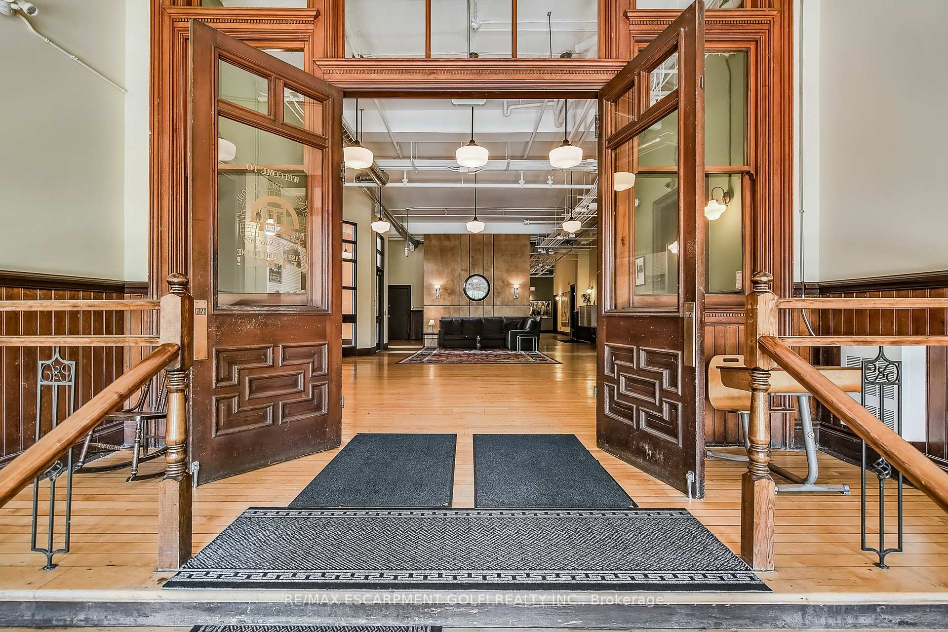 1 Bedroom Condo at 200 STINSON, Hamilton For sale