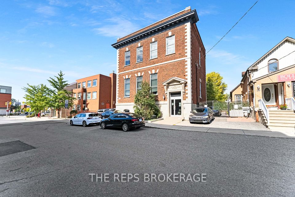43-45 Eccles