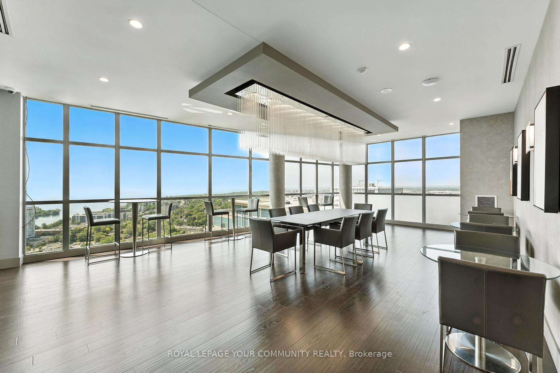 2 Bedrooms Condo at 165 Legion, Toronto For sale