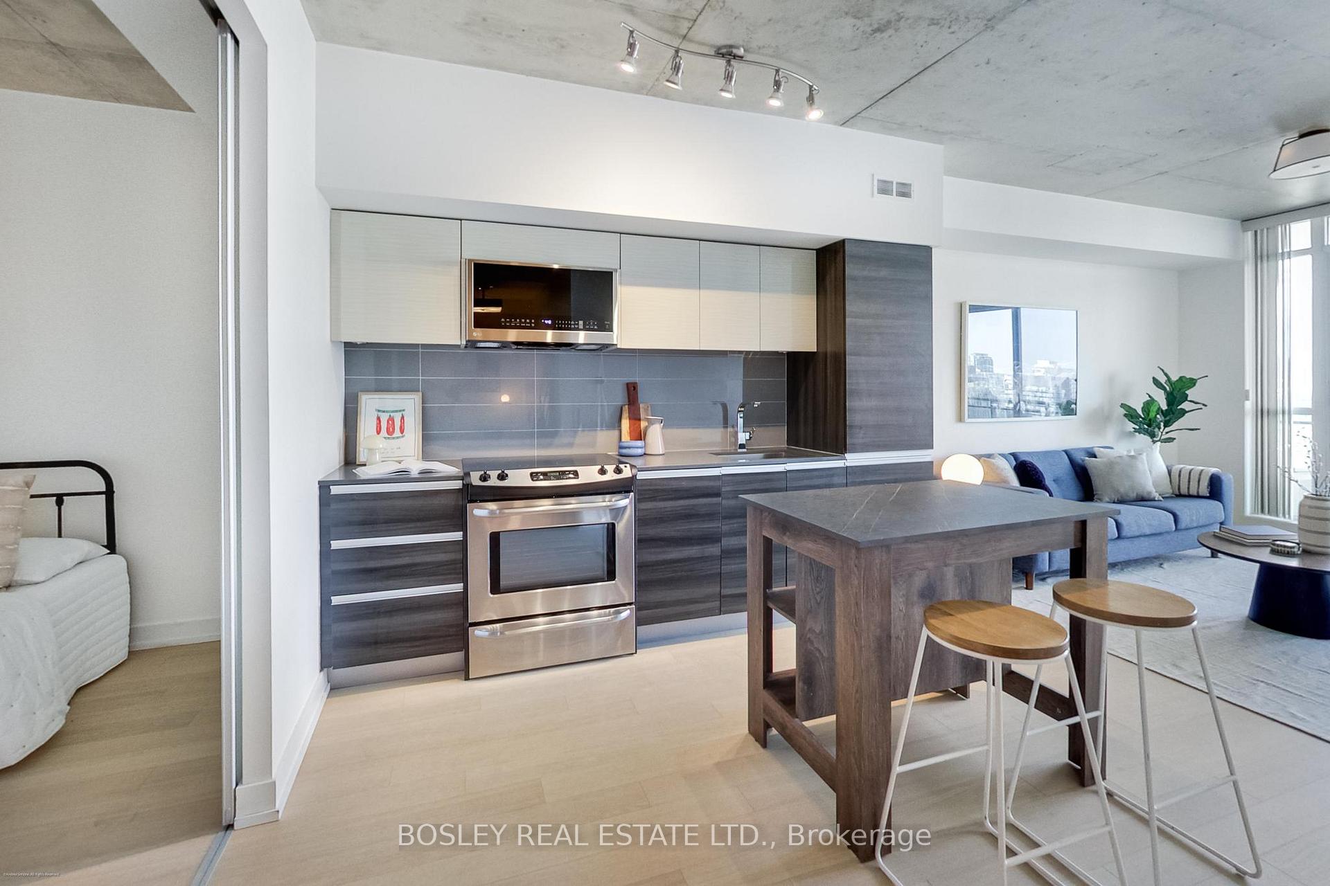 3 Bedrooms Condo at 20 Minowan Miikan, Toronto For sale