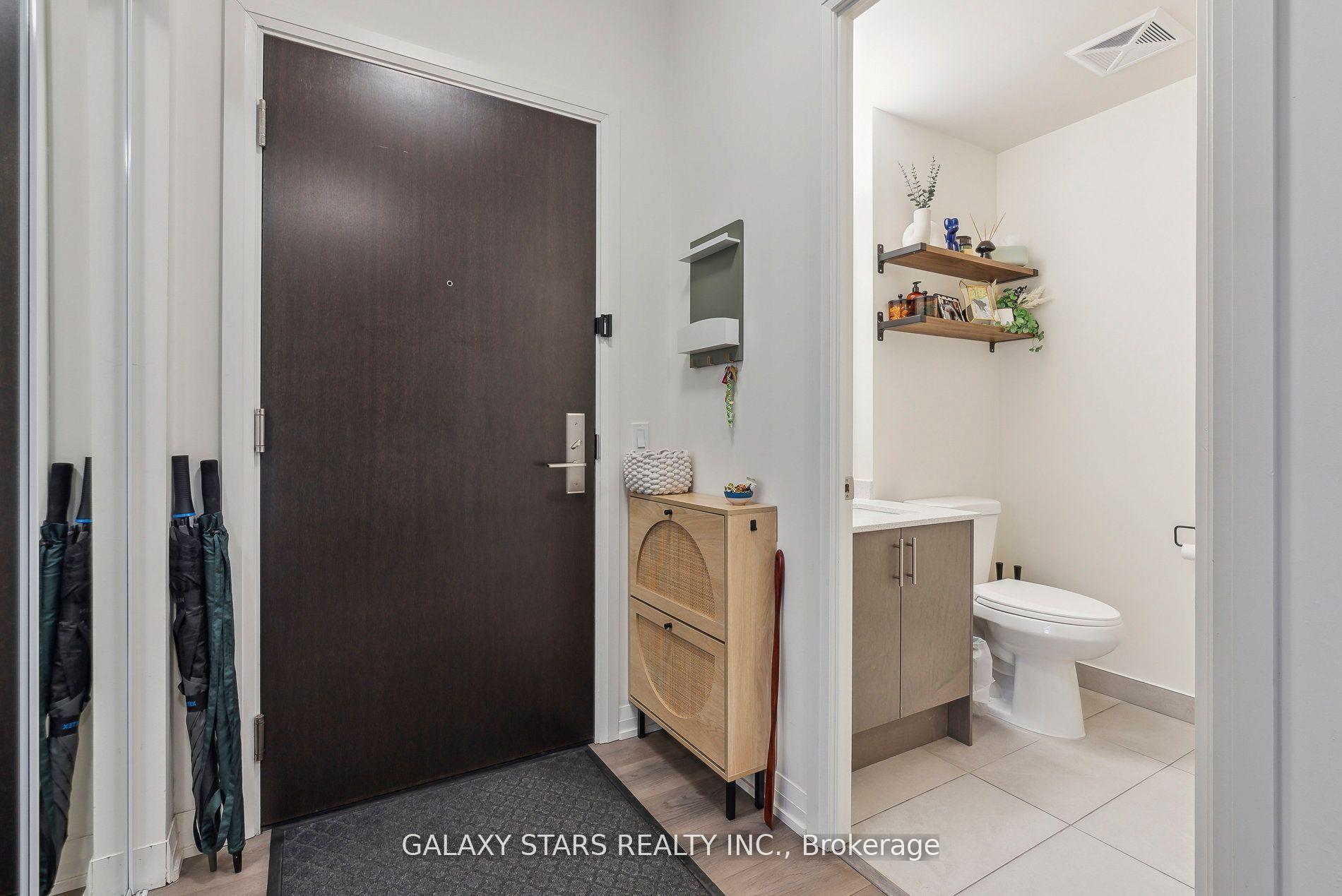 2 Bedrooms Condo at 9000 Jane,  Vaughan For sale