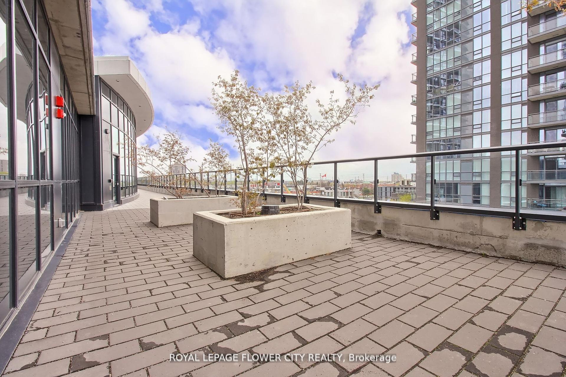 1 Bedroom Condo at 65 Watergarden, Mississauga For sale