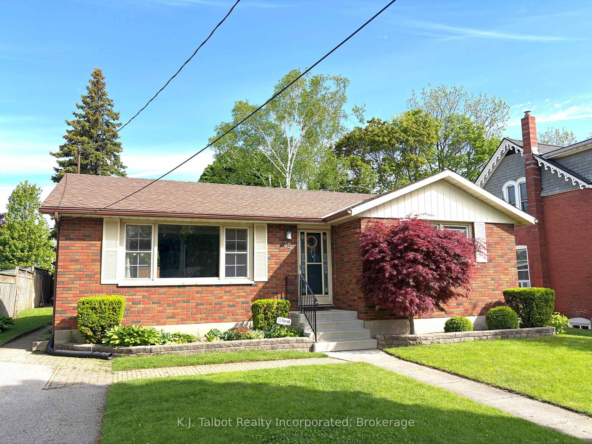 35 Napier Street, Goderich, ON N7A 1W2