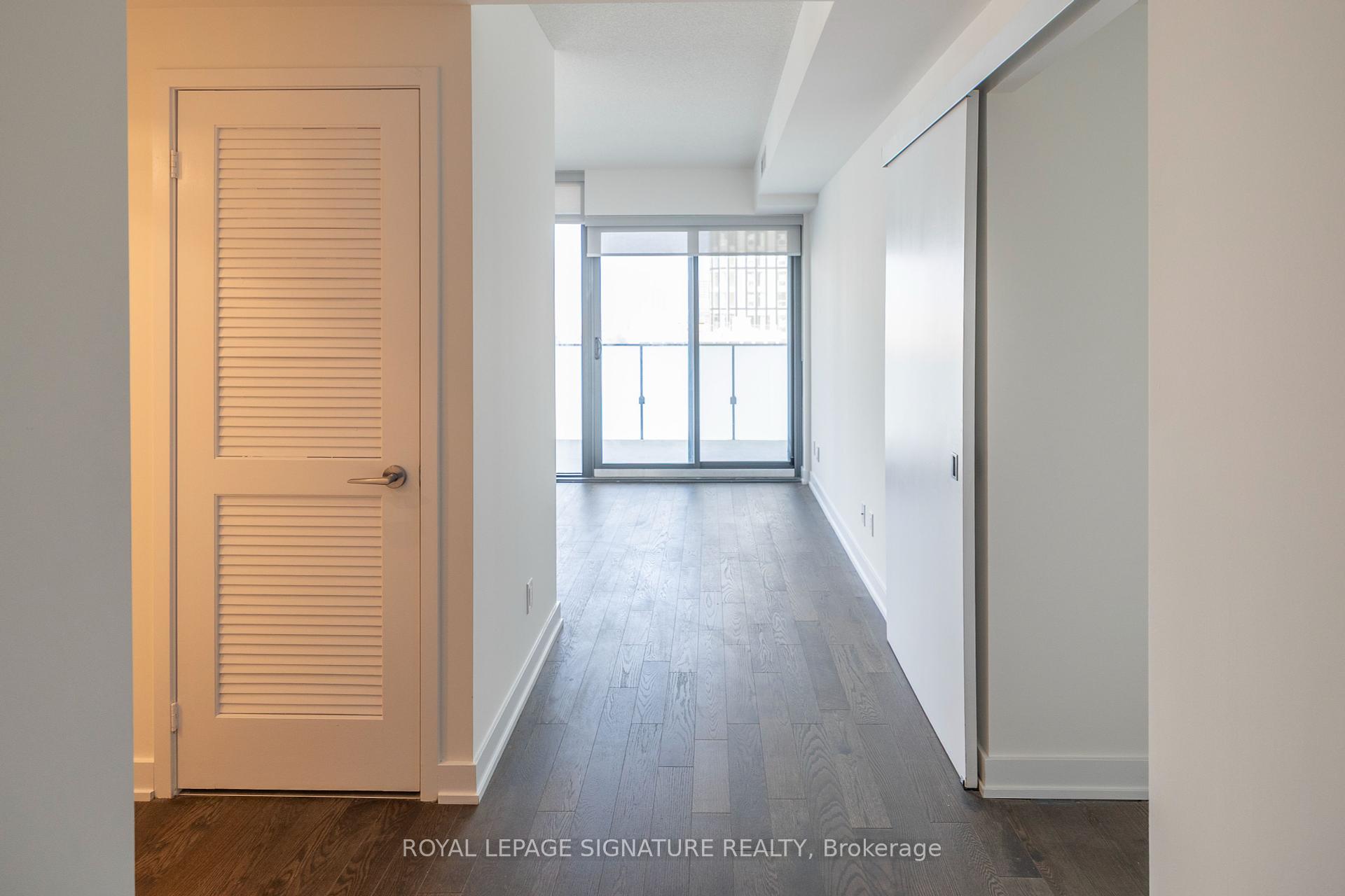2 Bedrooms Condo at 25 Richmond, Toronto For sale