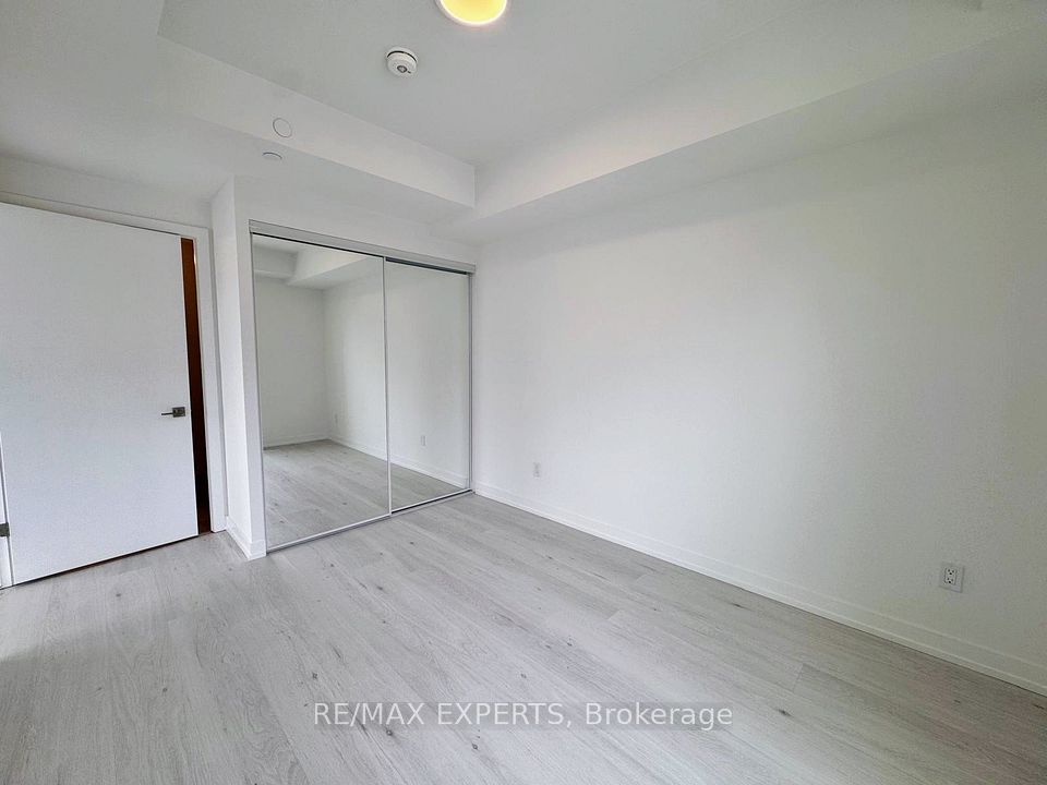 2501 Saw Whet Boulevard 304