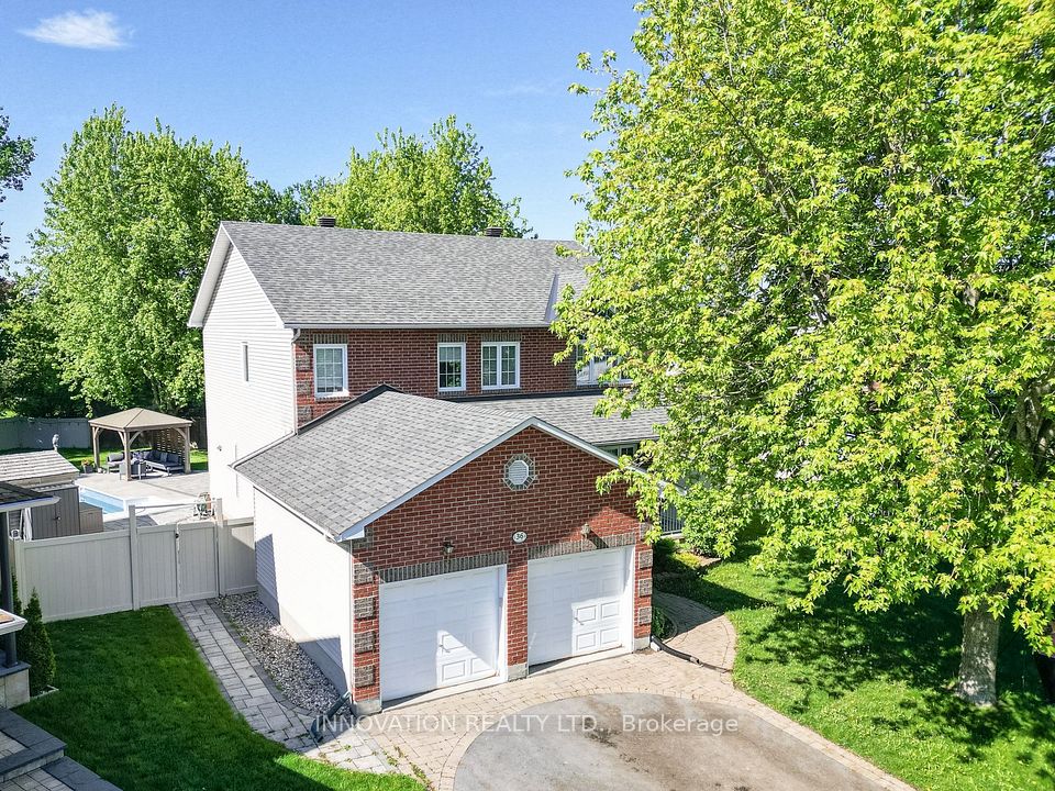 36 La Prairie Street, Russell, ON K0A 1W0