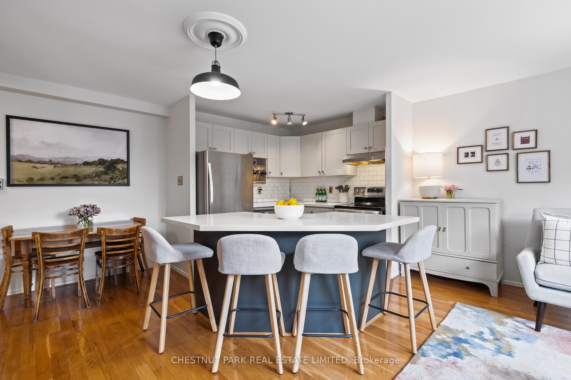 1 Bedroom Condo at 212 St. George,  Toronto For sale