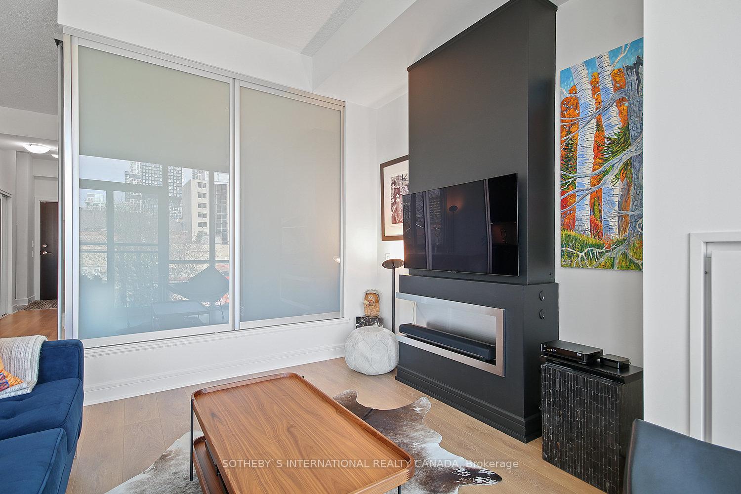 2 Bedrooms Condo at 116 George,  Toronto For sale