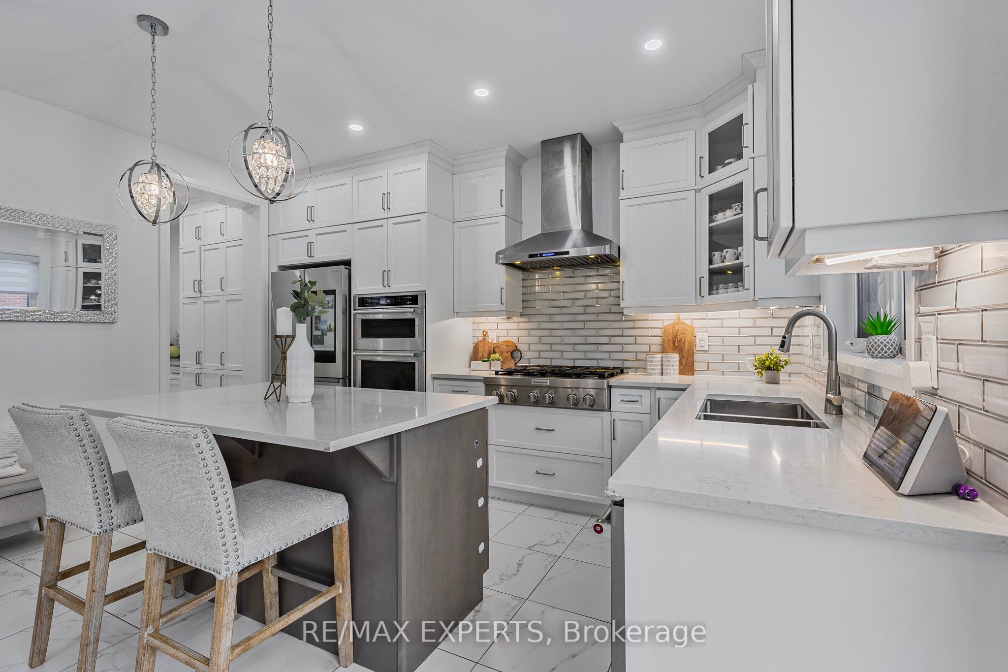 1411 Lobelia Crescent