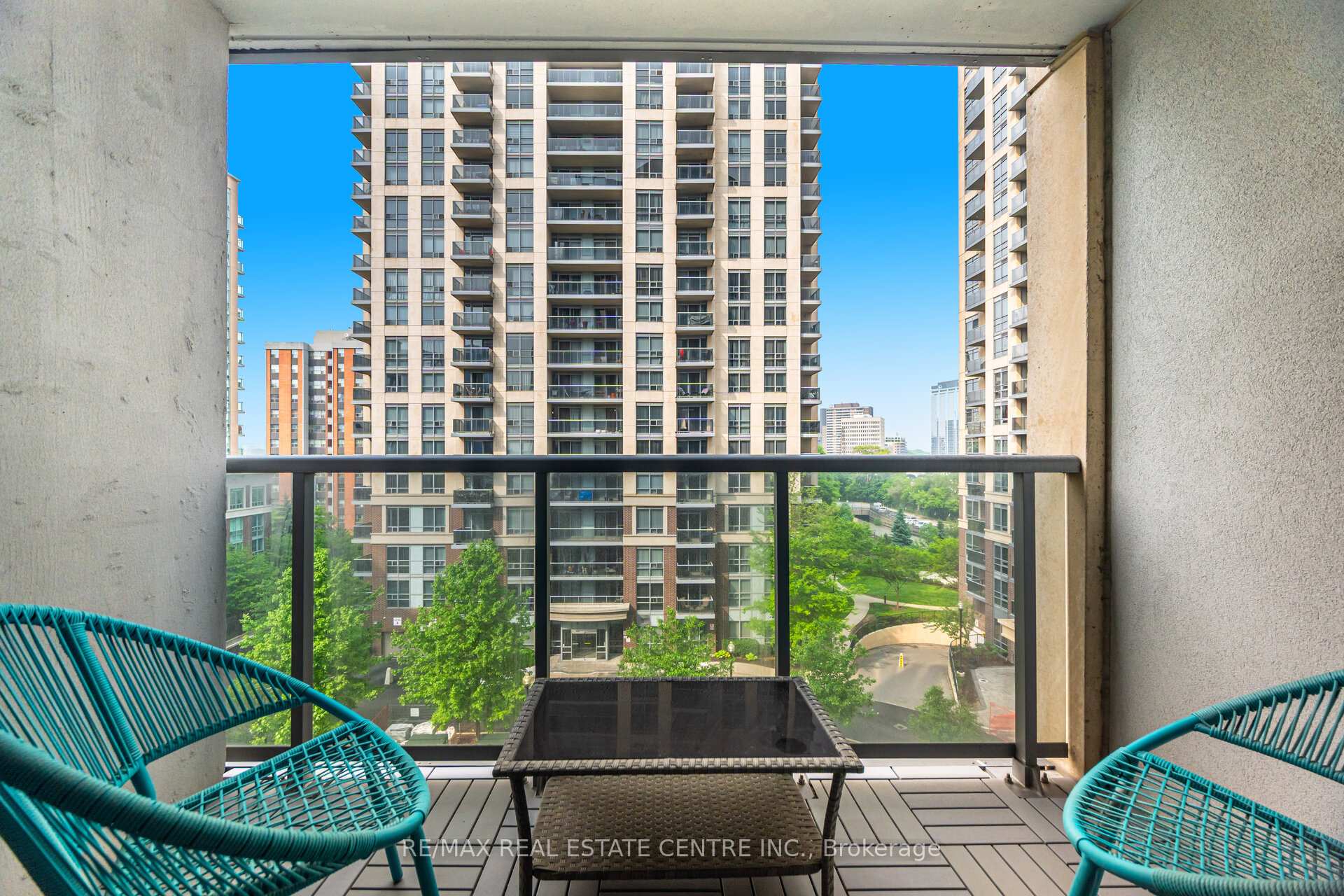 1 Bedroom Condo at 1 Michael Power, Toronto For sale