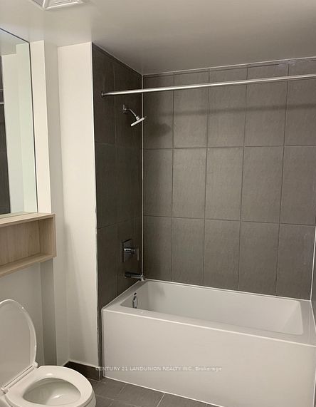 121 Lower Sherbourne Street, #644 SW