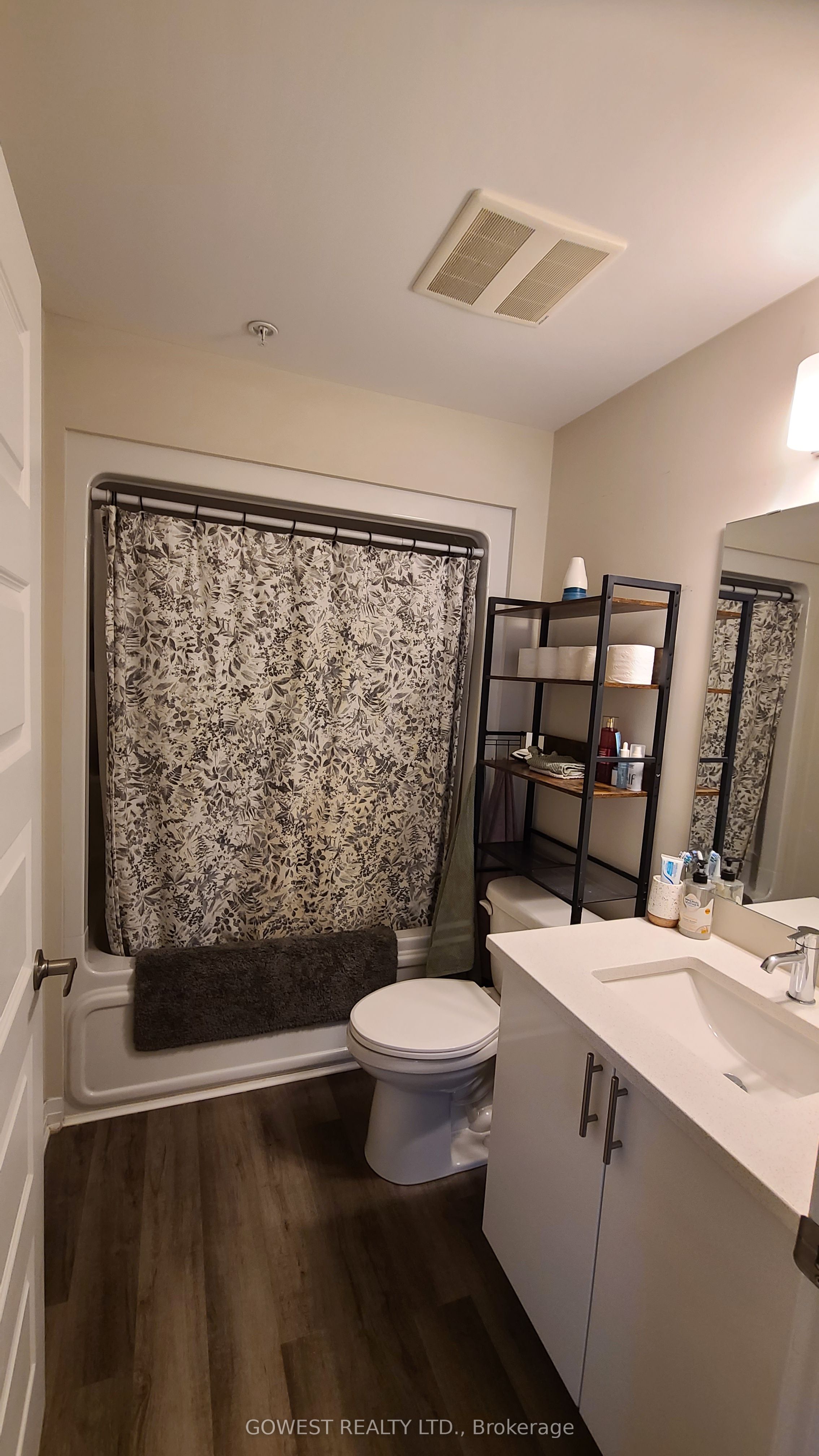 610 Farmstead Drive #309, Milton 1038 - WI Willmott