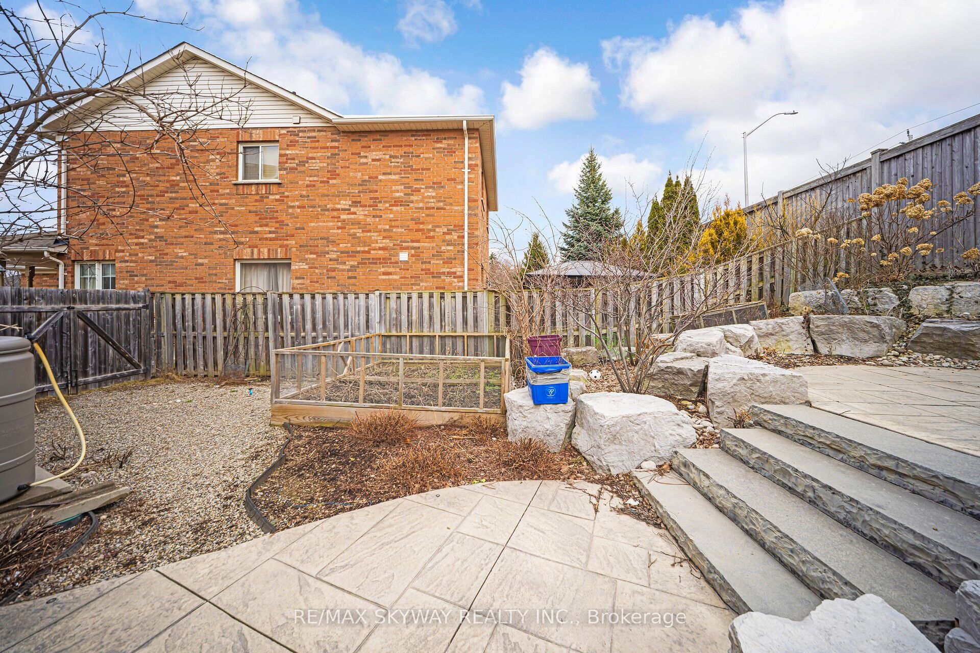 22 Callaghan Crescent