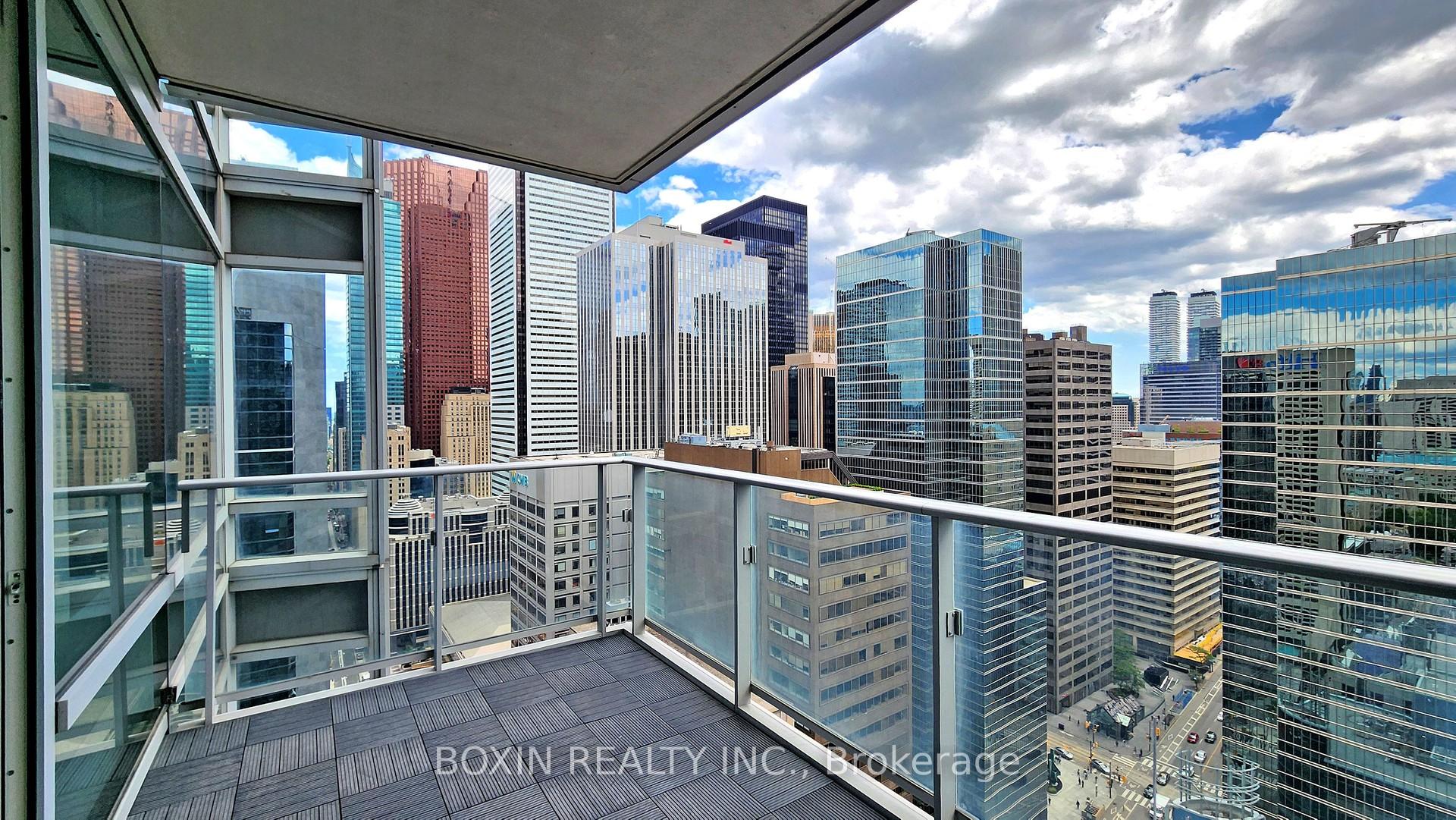 2 Bedrooms Condo at 180 University,  Toronto For sale