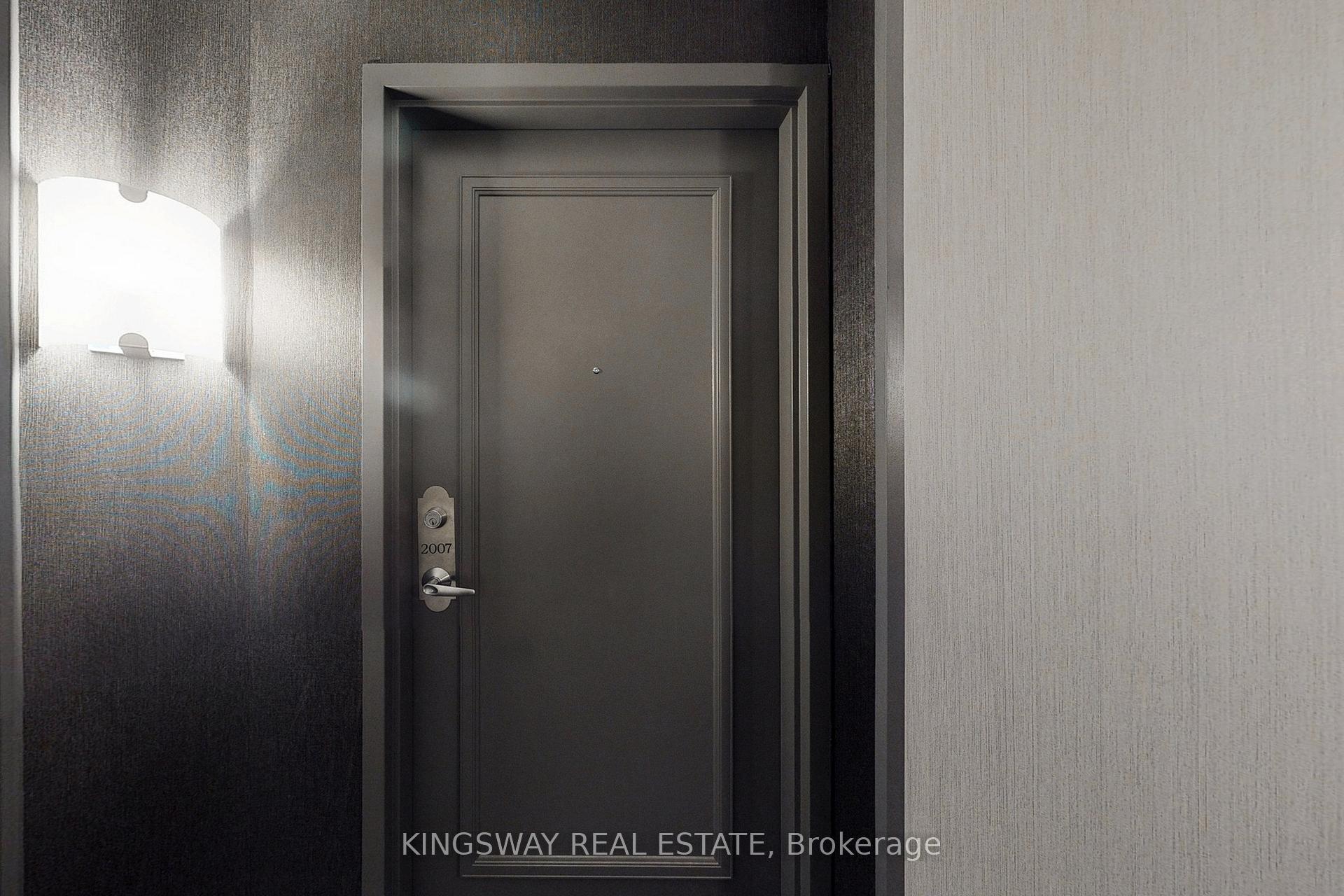 1 Bedroom Condo at 155 Beecroft, Toronto For sale