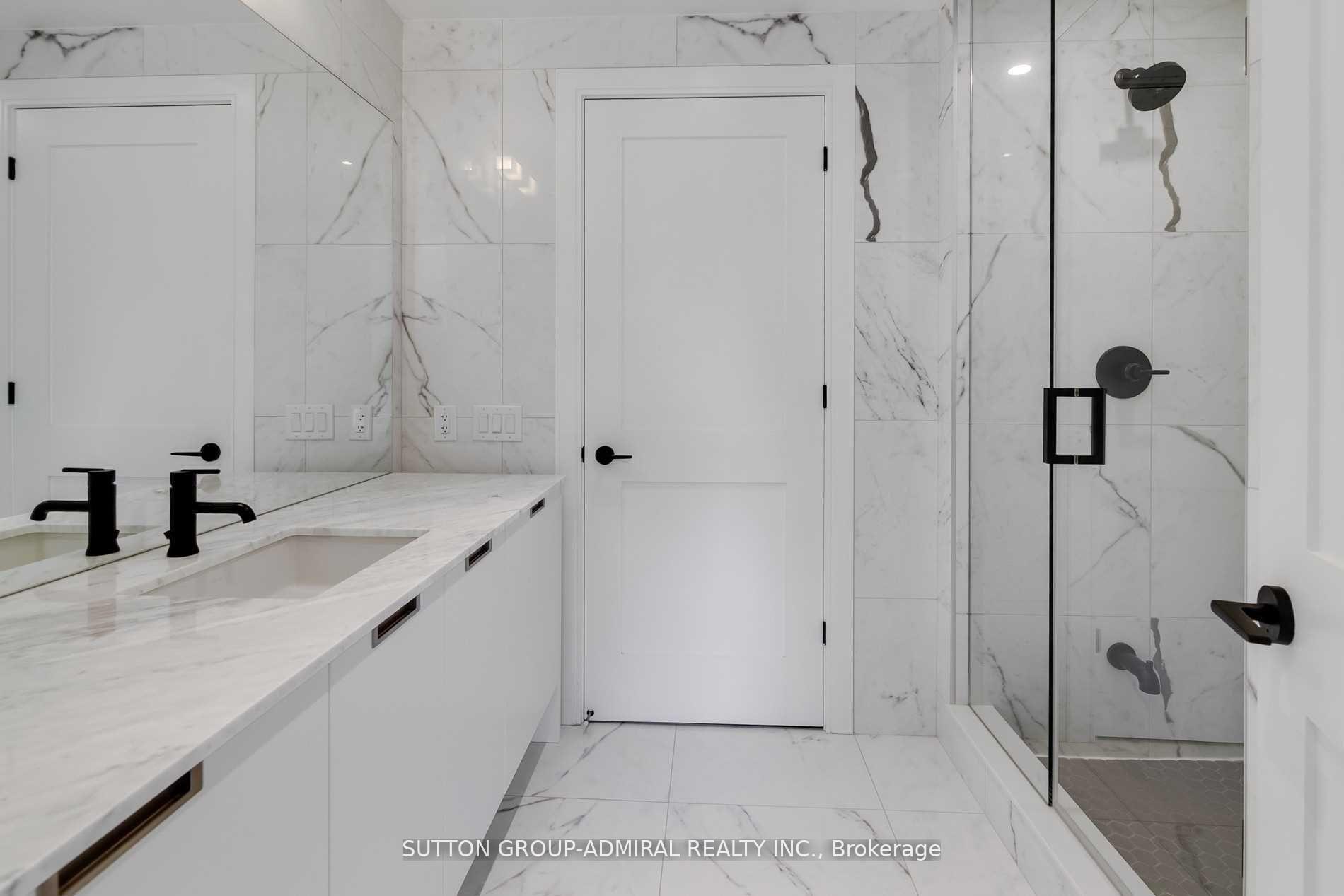 2 Bedrooms Condo at 355 Bedford, Toronto For sale