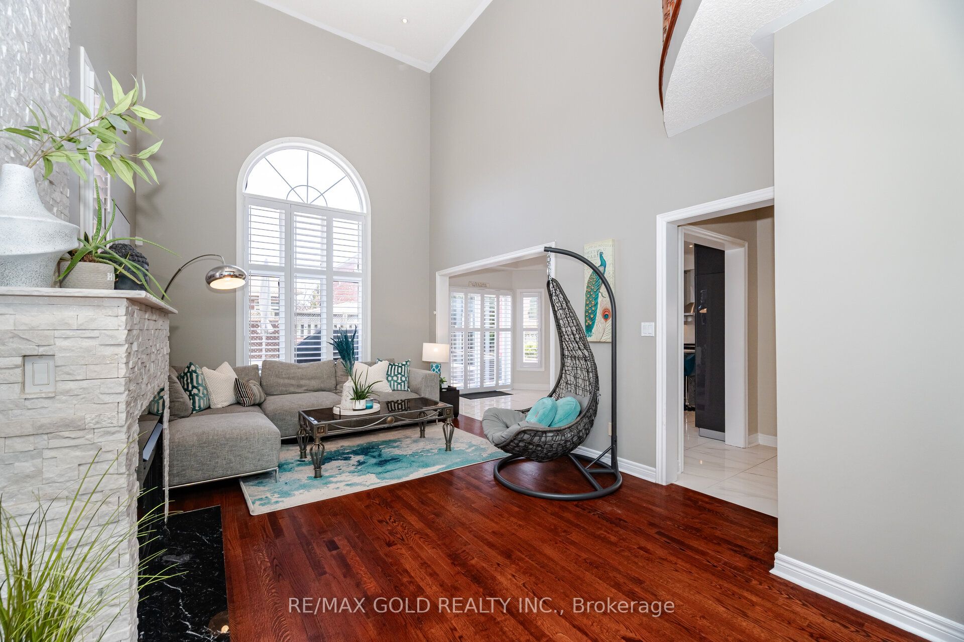 55 Royal Valley Drive