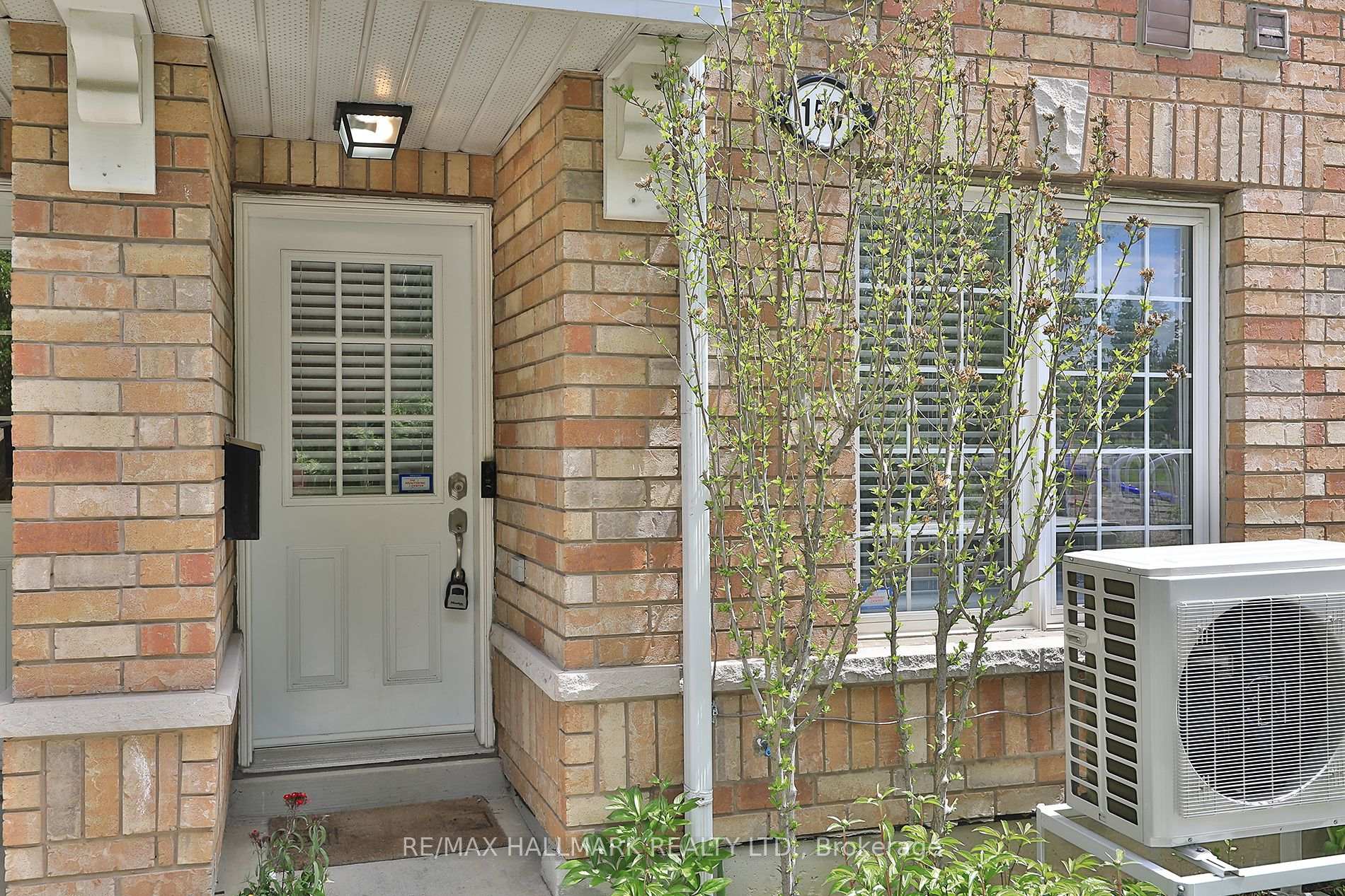 4 Bedrooms Condo at 150 Brickworks, Toronto For sale