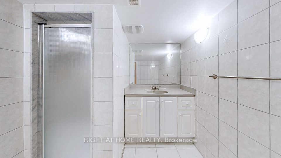 https://trreb-image.ampre.ca/vcOiV6ob4rx9UxTH3jrEQxRvtVyHU7OHAn1hgulzs7U/rs:fit:960:960/wm:.5:so:0:50:.4/wmsh:10/wmt:PHNwYW4gZm9yZWdyb3VuZD0nd2hpdGUnIGZvbnQ9JzY4Jz5SSUdIVCBBVCBIT01FIFJFQUxUWSwgQnJva2VyYWdlPC9zcGFuPg/L3RycmViL2xpc3RpbmdzLzQwLzkxLzQ2LzQwL3AvNmNkYTdkZWItZGVkYi00MjExLWIwMTItZTVhNGQ4MjlhMTNlLmpwZw.jpg