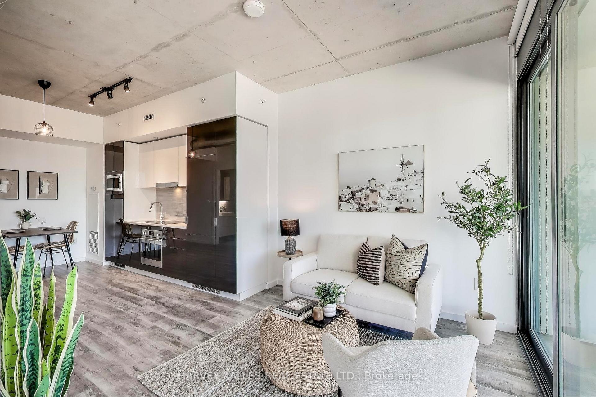 2 Bedrooms Condo at 170 Bayview,  Toronto For sale