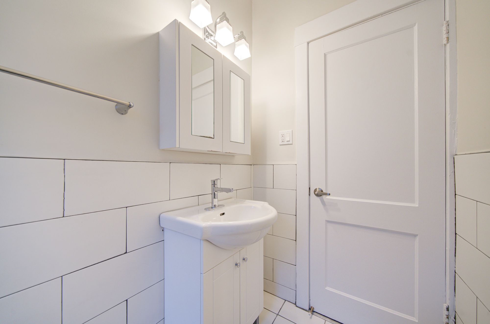 1074 St Clair Avenue W 2