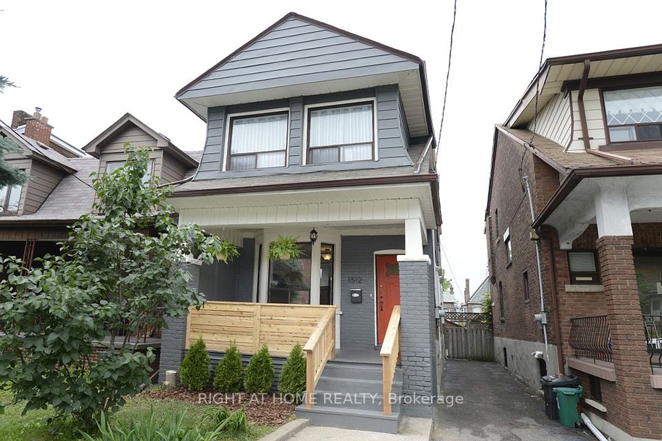 1512 Dufferin