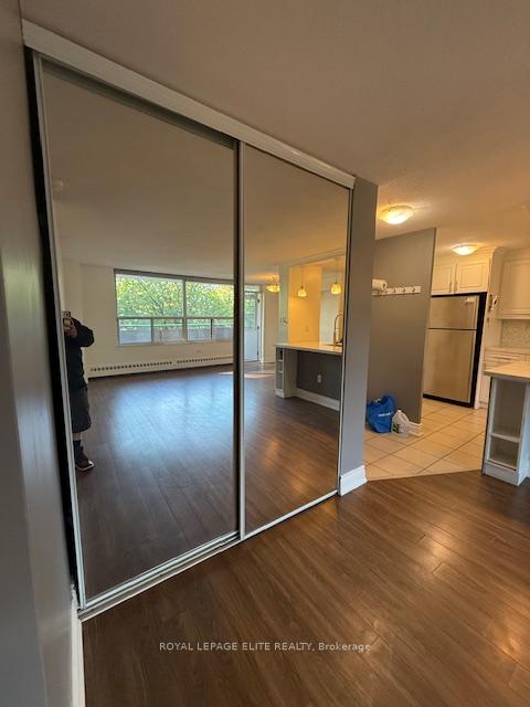 1 Bedroom Condo at 3120 KIRWIN, Mississauga For sale