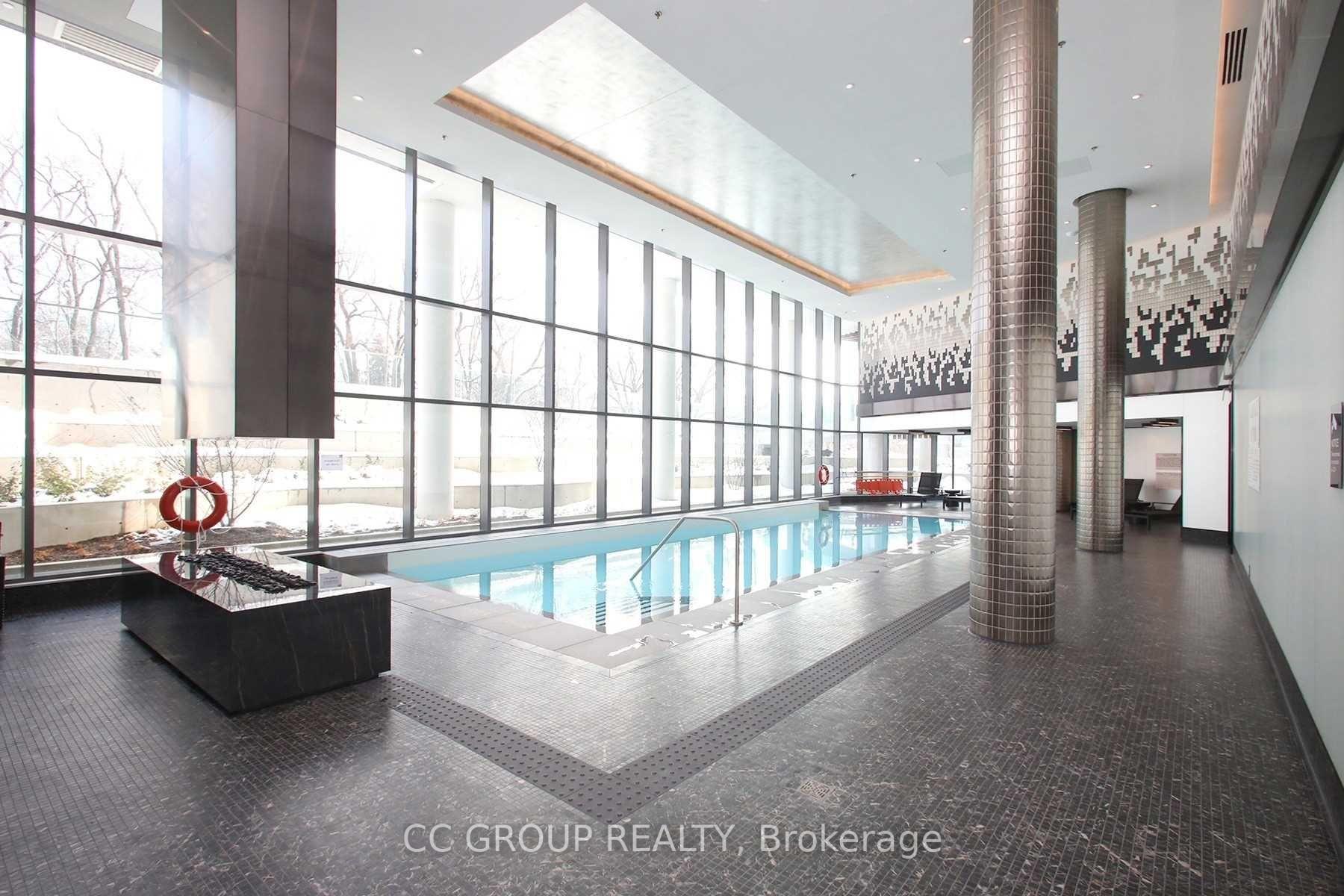 2 Bedrooms Condo at 25 Adra Grado, Toronto For sale