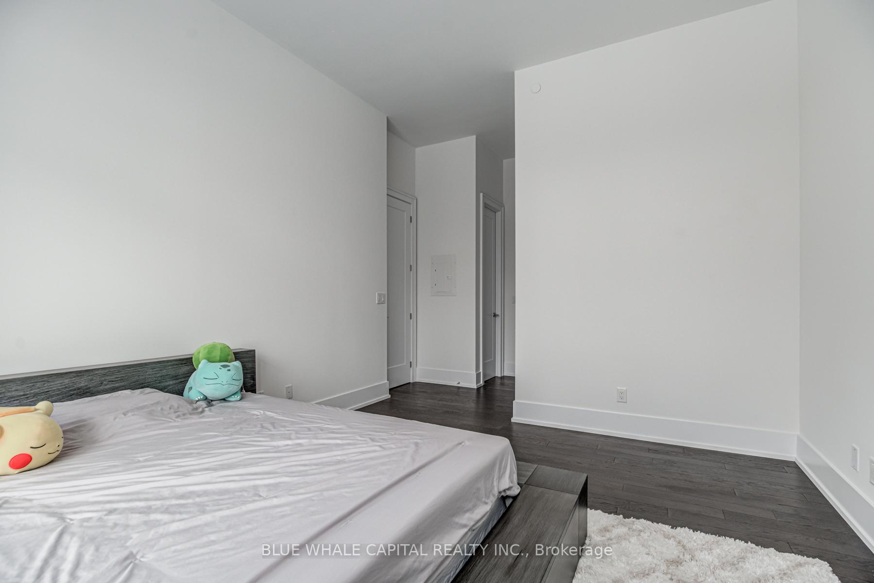 3 Bedrooms Condo at 25 Adra Grado,  Toronto For sale