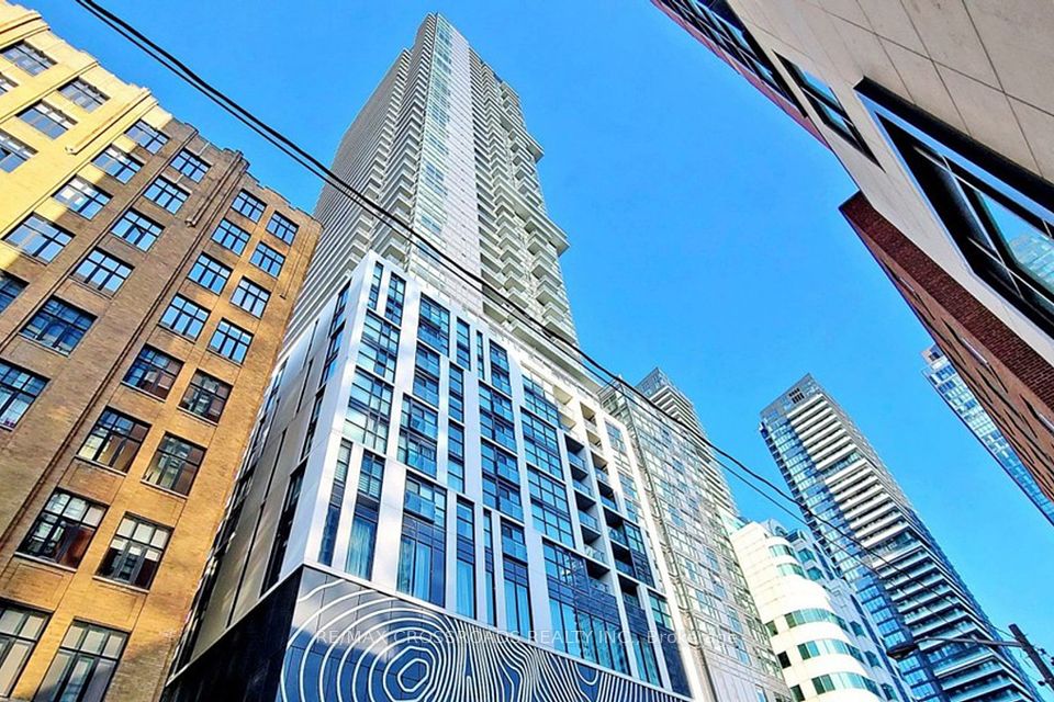 87 Peter Street