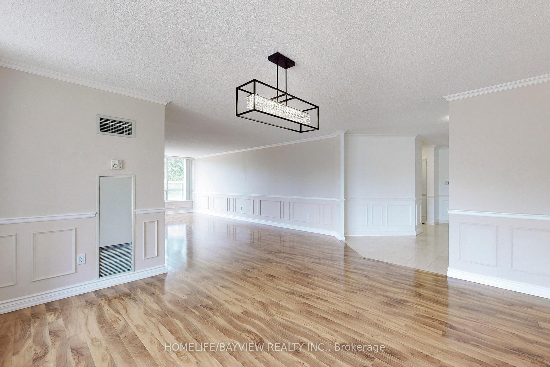 4 Bedrooms Condo at 168 Bonis, Toronto For sale