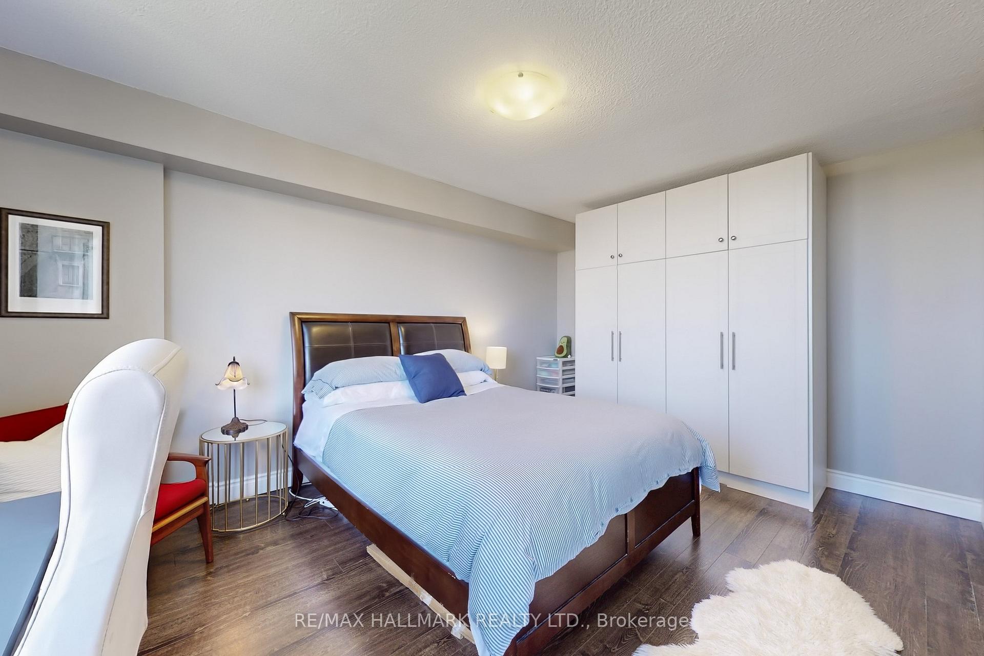 2 Bedrooms Condo at 2350 Bridletowne, Toronto For sale
