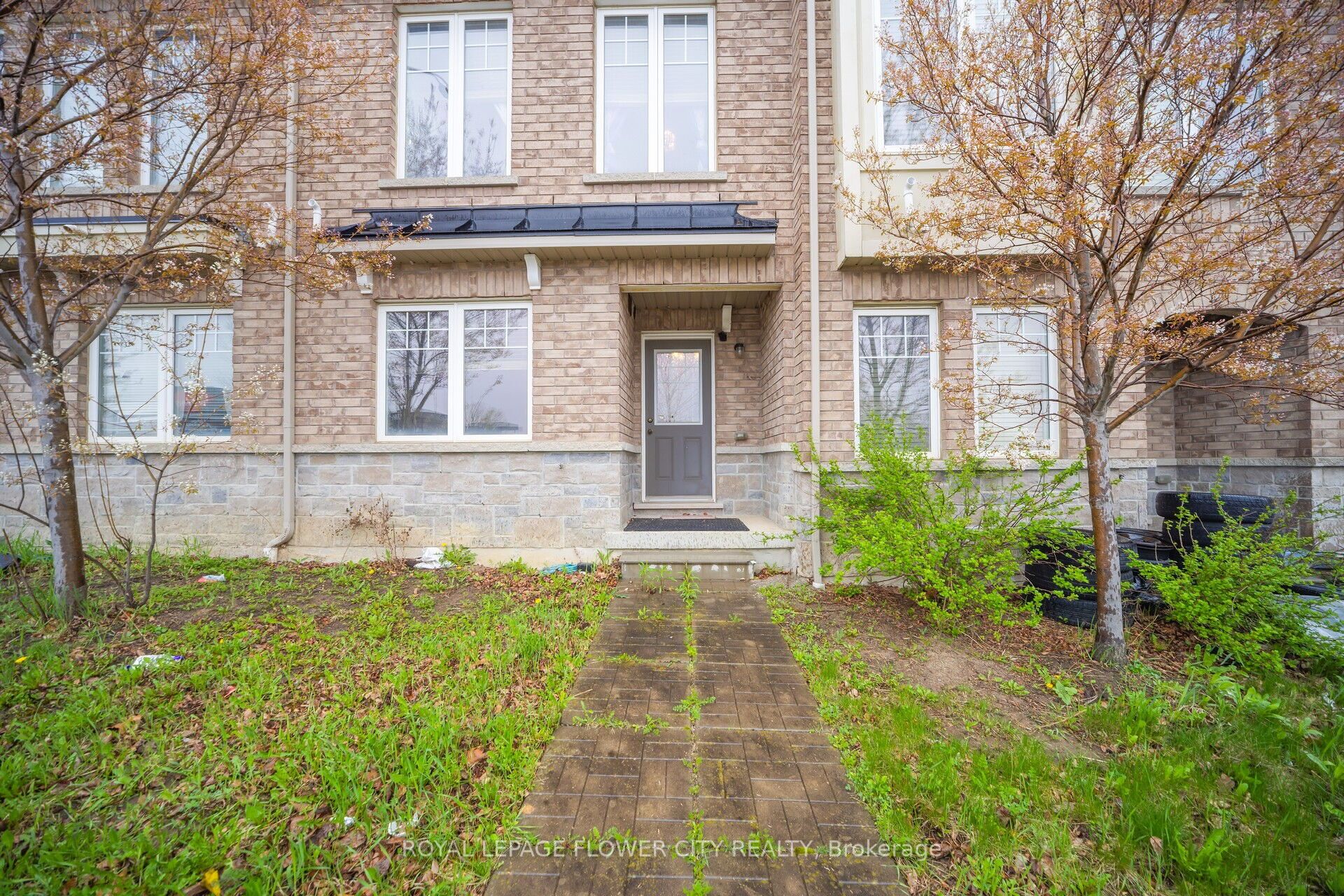 82 Magdalene Crescent