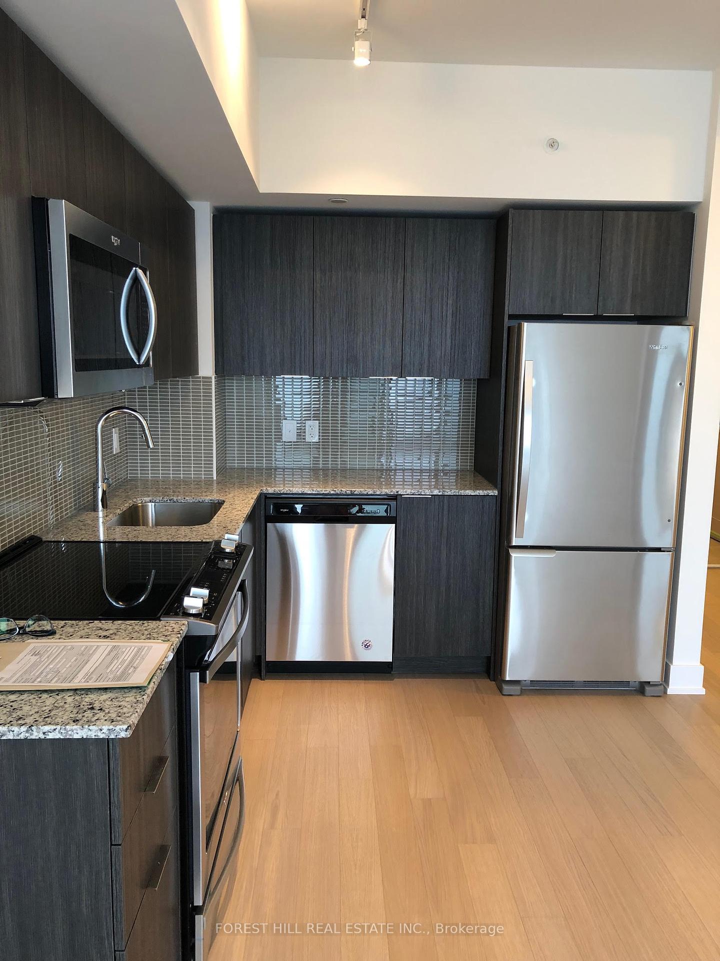 1 Bedroom Condo at 30 Shore Breeze, Toronto For sale