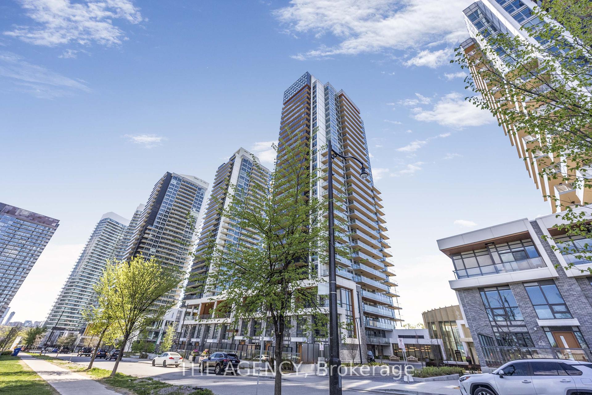 3 Bedrooms Condo at 27 McMahon, Toronto For sale