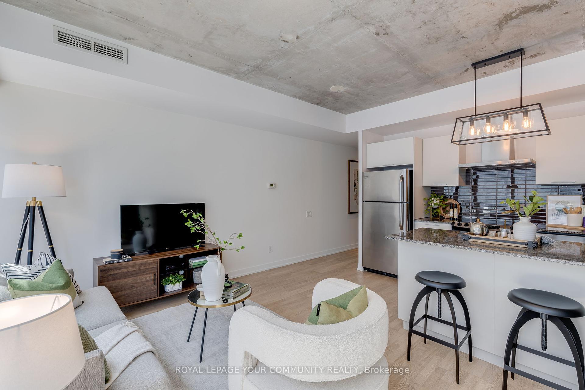 1 Bedroom Condo at 650 King, Toronto For sale